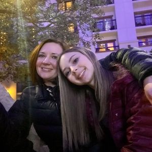 Meet your Posher, Derek